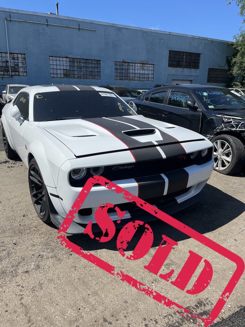 2020 dodge challenger 3