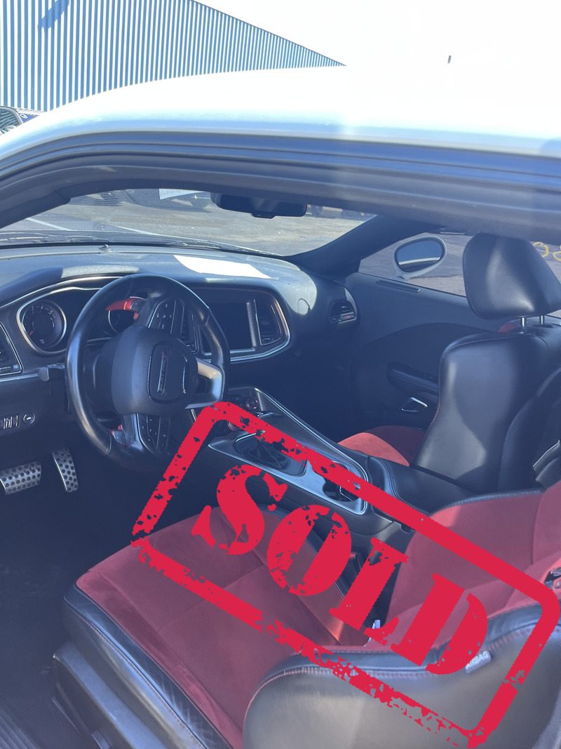 2020 dodge challenger 15