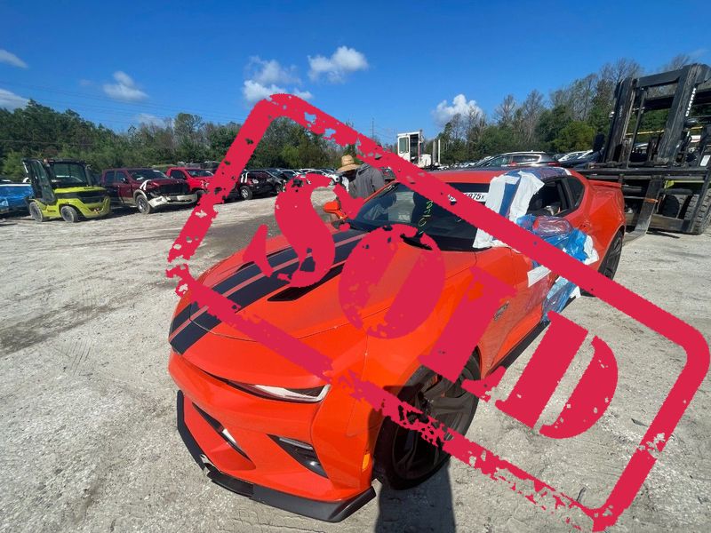 2018 chevrolet camaro 2