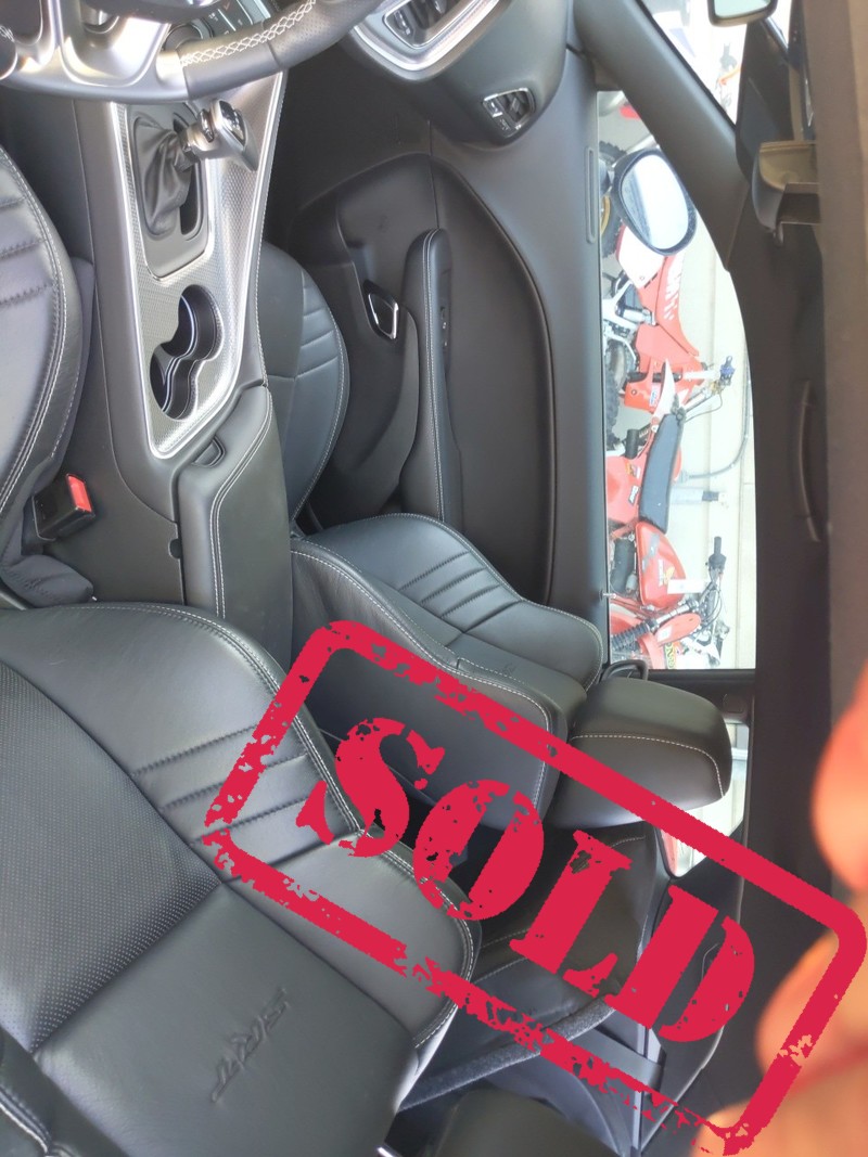 2016 dodge challenger 18