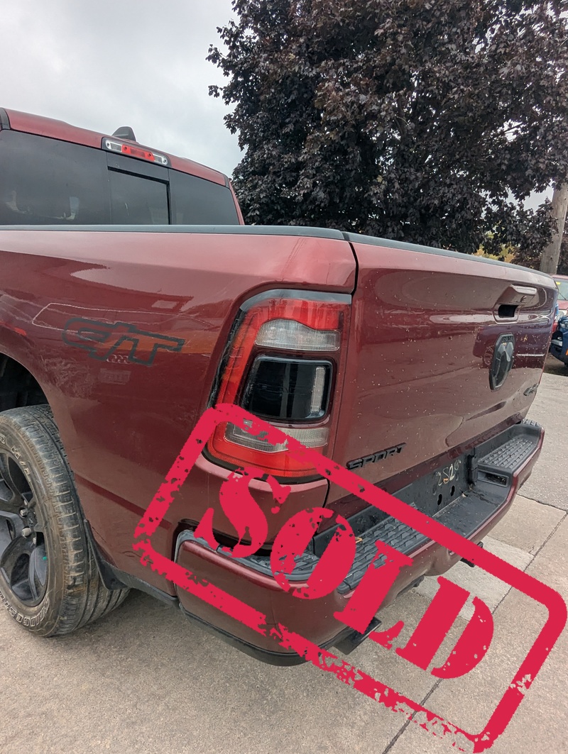 2023 ram 1500 sport 8