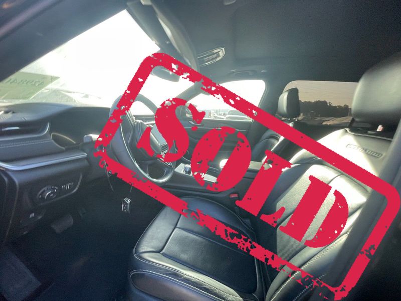 2023 jeep grand cherokee 8