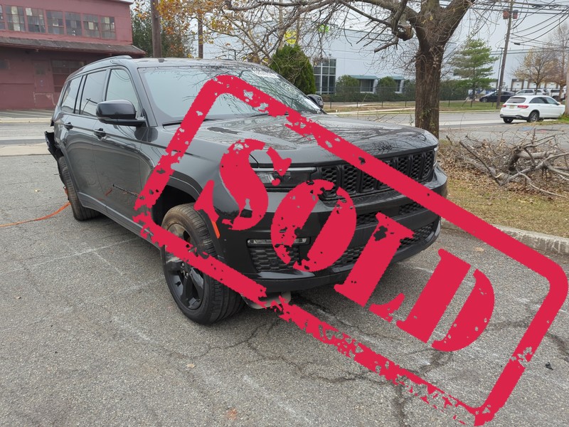 2024 jeep grand cherokee 9