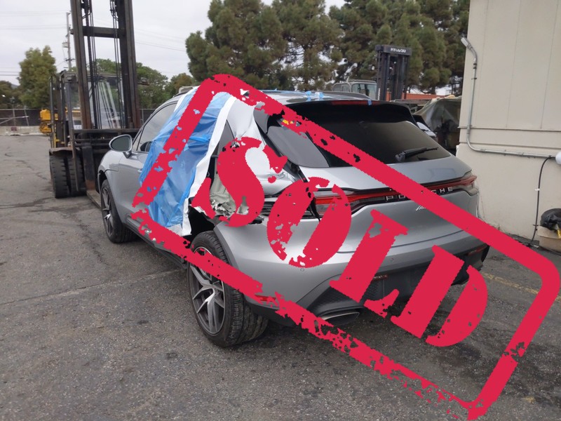 2022 porsche macan 7