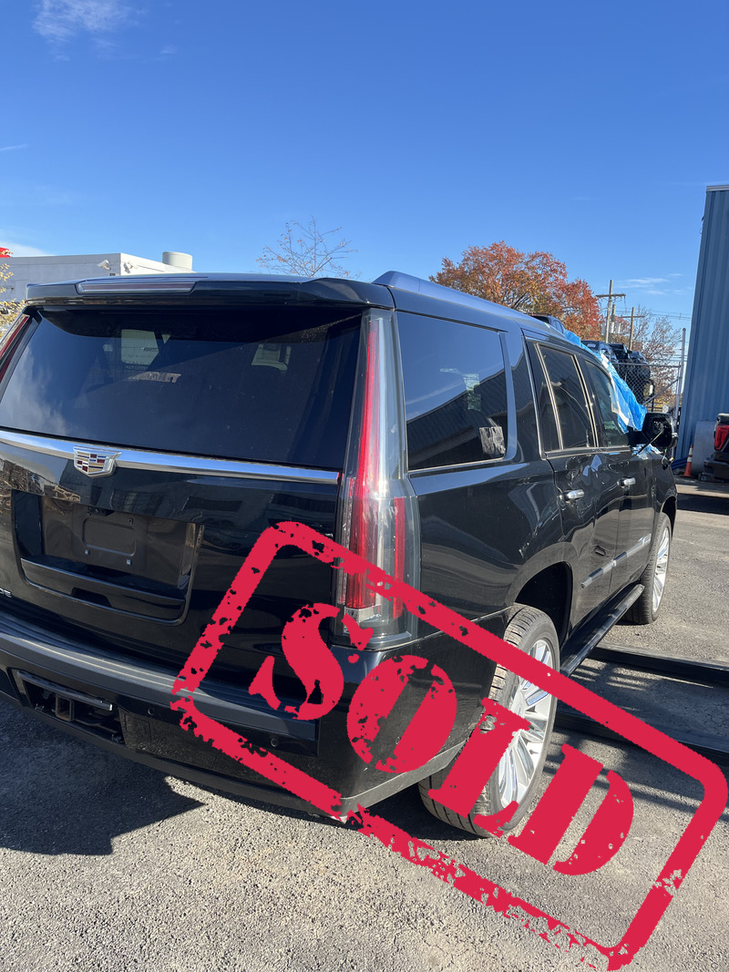 2020 cadillac escalade 12