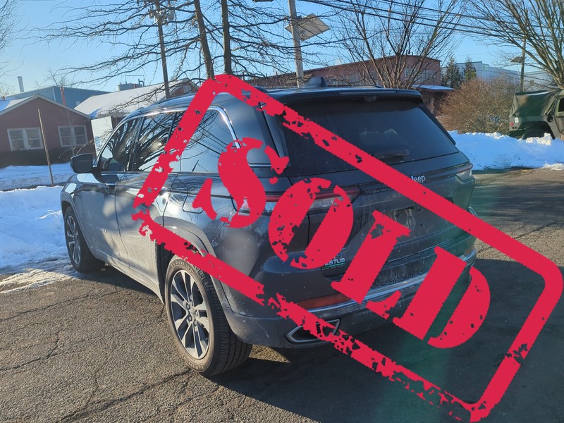 2022 jeep grand cherokee 26