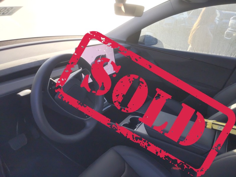 2026 tesla model y zabrac czesci 33