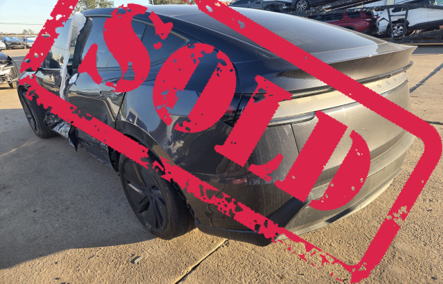 2026 tesla model y zabrac czesci 11