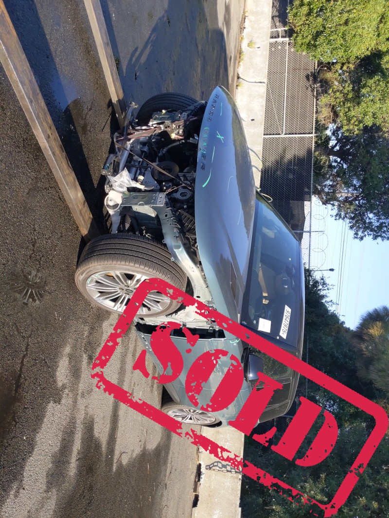 2024 land rover range zabrac czesci 1