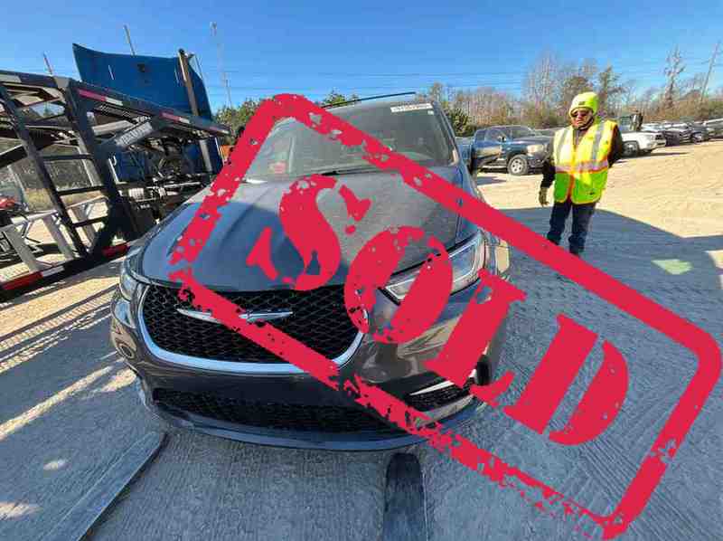 2022 chrysler pacifica 23