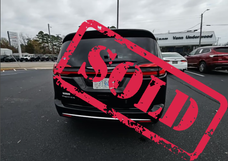 2024 chrysler pacifica pinnacle 12