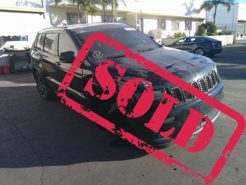 2020 jeep grand cherokee overland 33