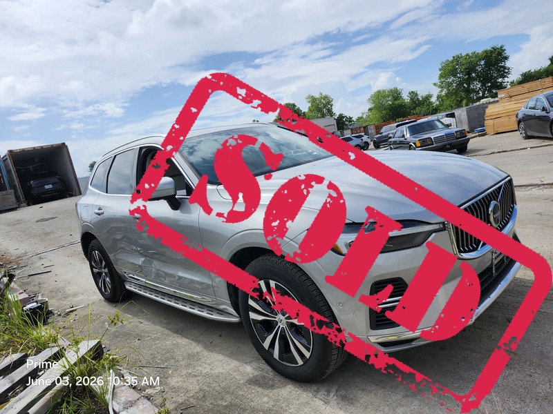 2022 volvo xc60 inscriptn 8