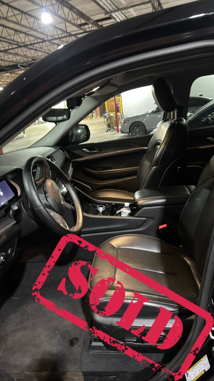 2022 jeep grand cherokee 45