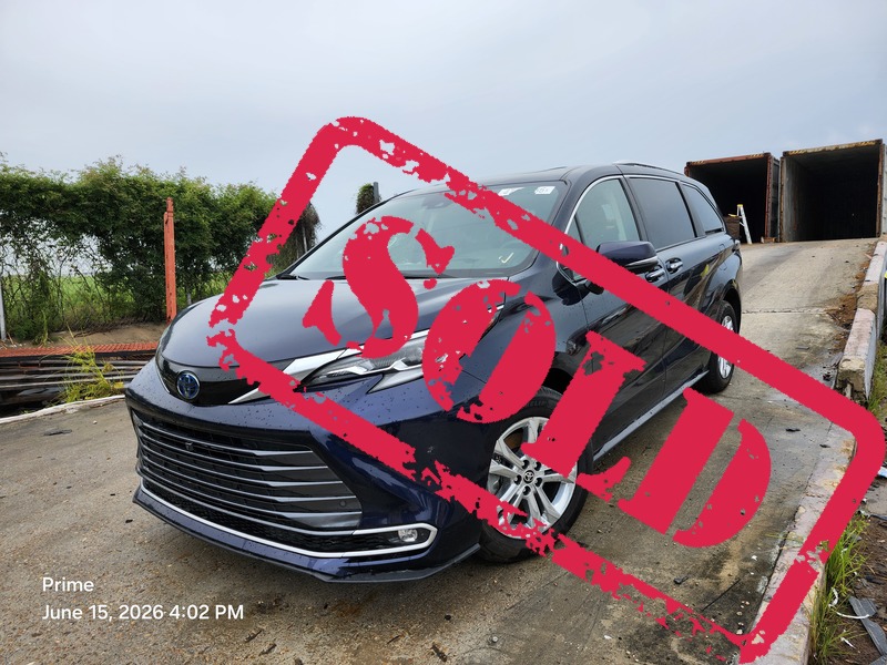 2022 toyota sienna platinum 7 passenger 11