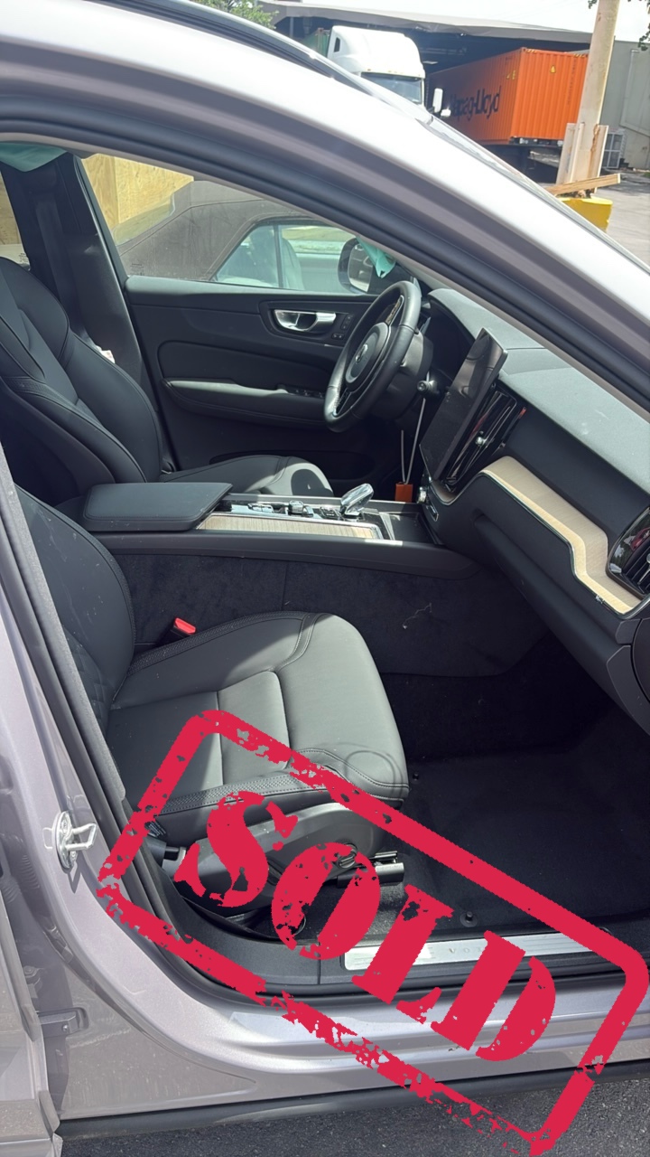 2026 volvo xc60 core 12