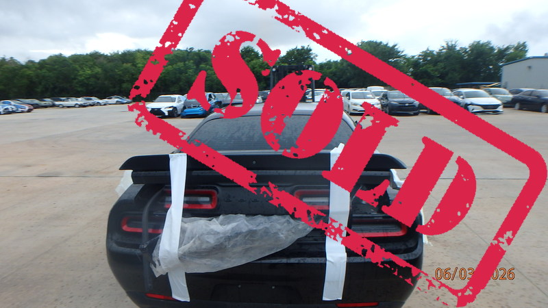 2023 dodge challenger r 19