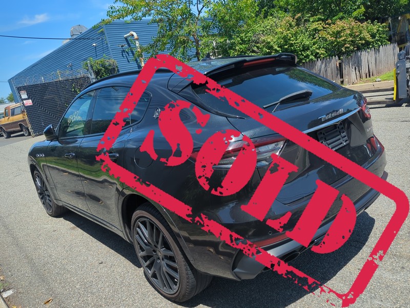 2021 maserati levante 2