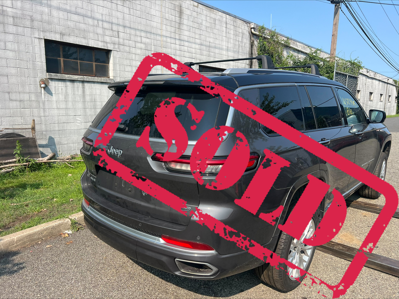 2021 jeep grand cherokee 2